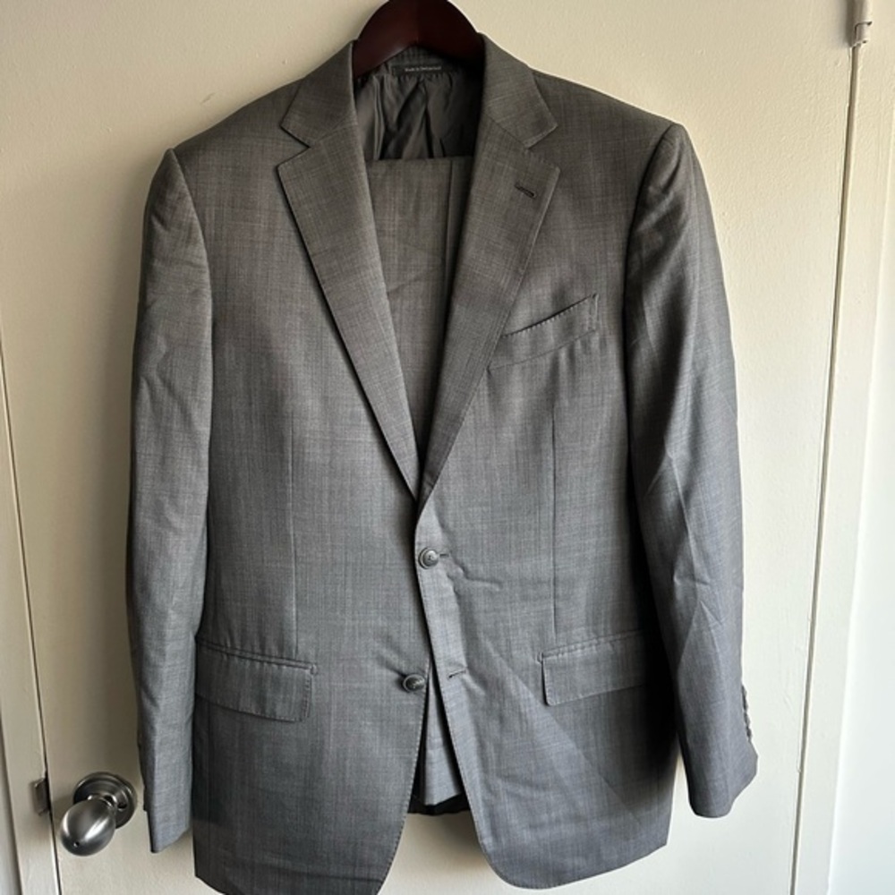 Ermenegildo Zegna SWITZERLAND BESPOKE Grey Troffeo 600 Suit